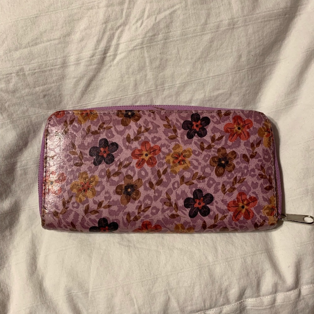 Vintage floral wallet